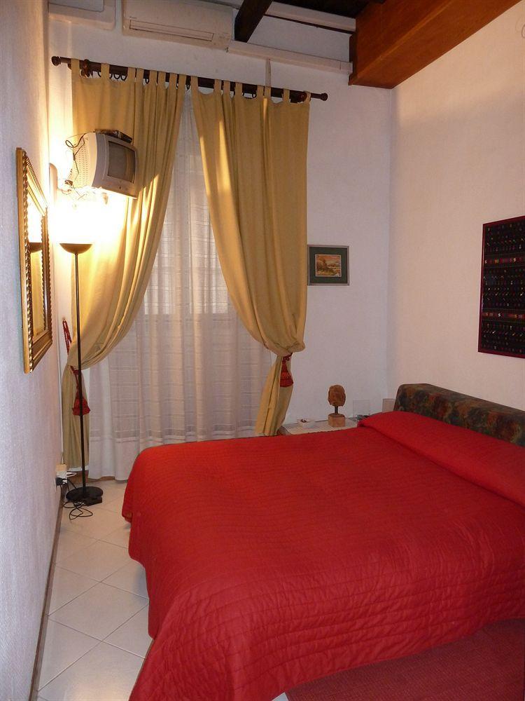 Bb Santa Rosa Bed & Breakfast Viterbo Exterior photo